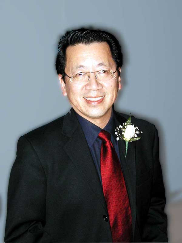 Image 7: Hey, check that outfit out!