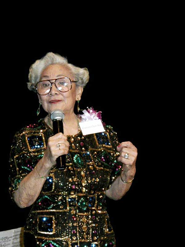 Image 7: Hey, check that outfit out!