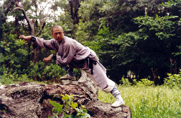 Image 1: Fans lining up at the anime expo