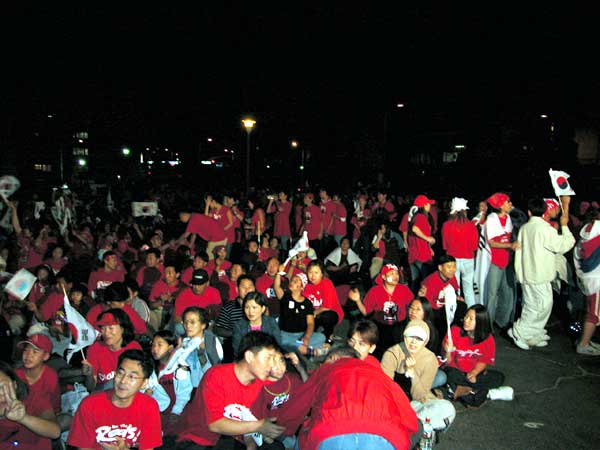 playwright Tony Kushner ups the ante for an auction item