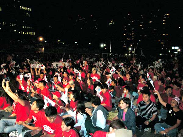 playwright Tony Kushner ups the ante for an auction item